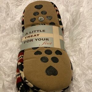 Tan Slipper Socks with Black Non-Slip Paw Grips